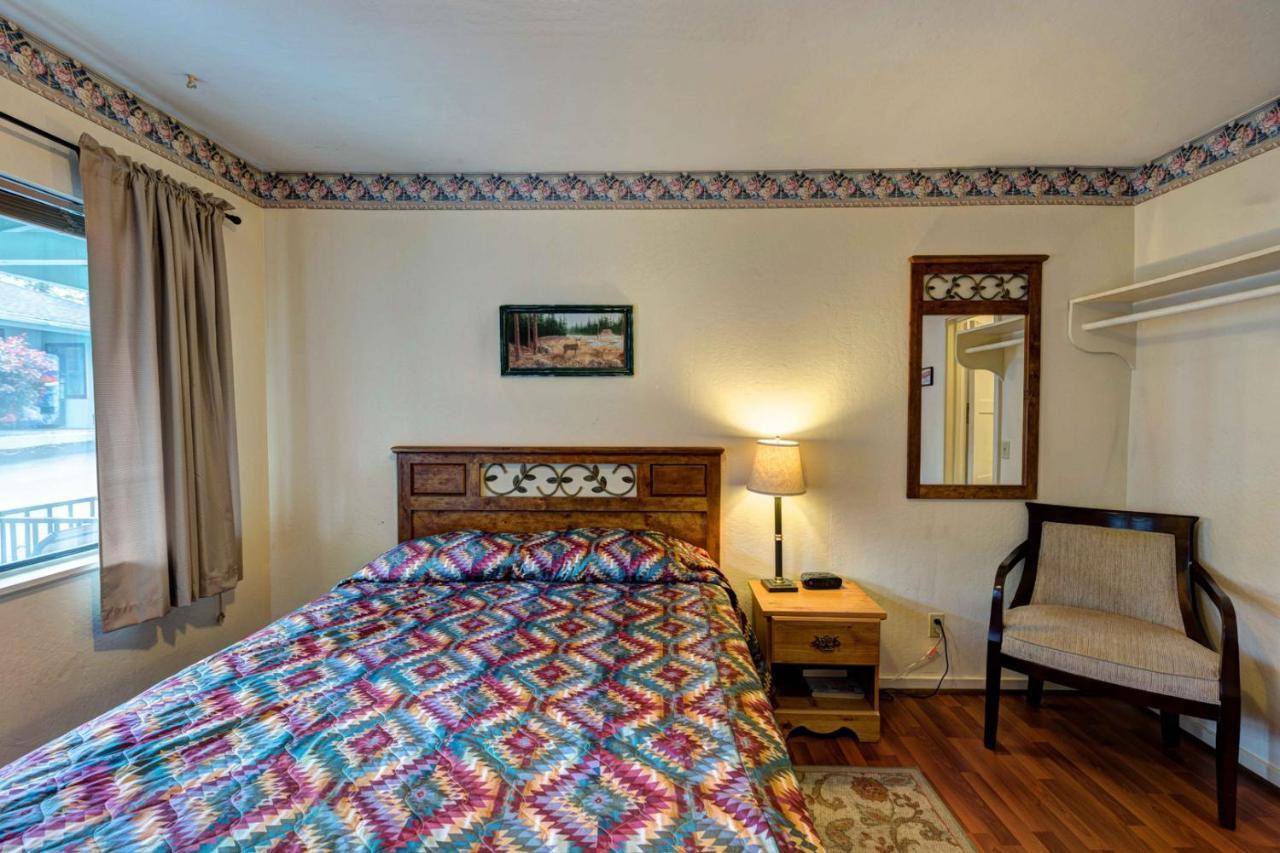 Lake Shasta Lodge Lakehead エクステリア 写真