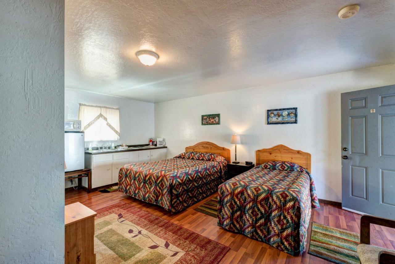 Lake Shasta Lodge Lakehead エクステリア 写真