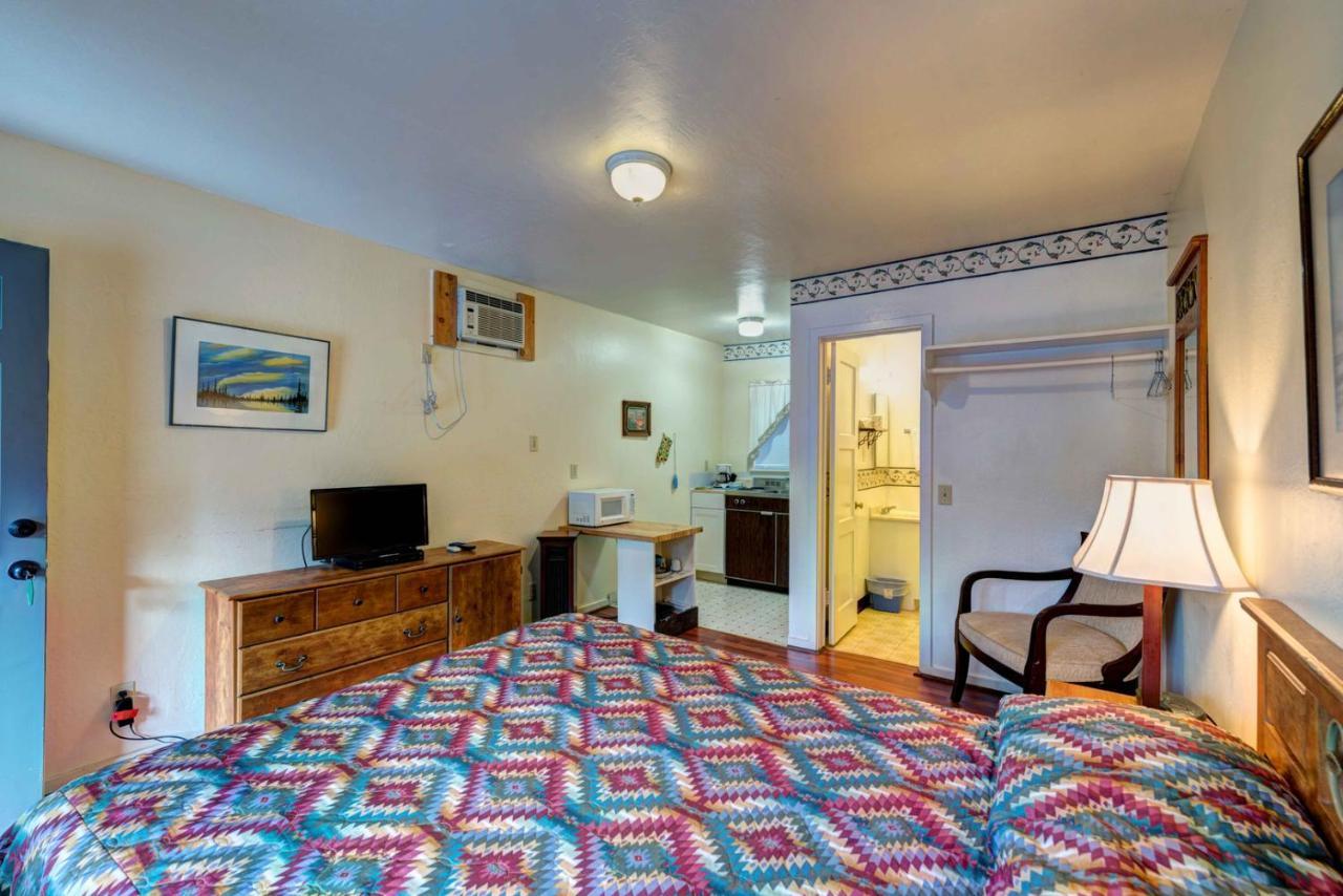 Lake Shasta Lodge Lakehead エクステリア 写真